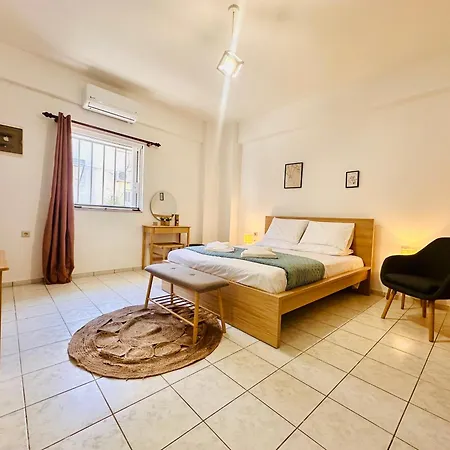 Kd's B Hriszí Aktí Haniá